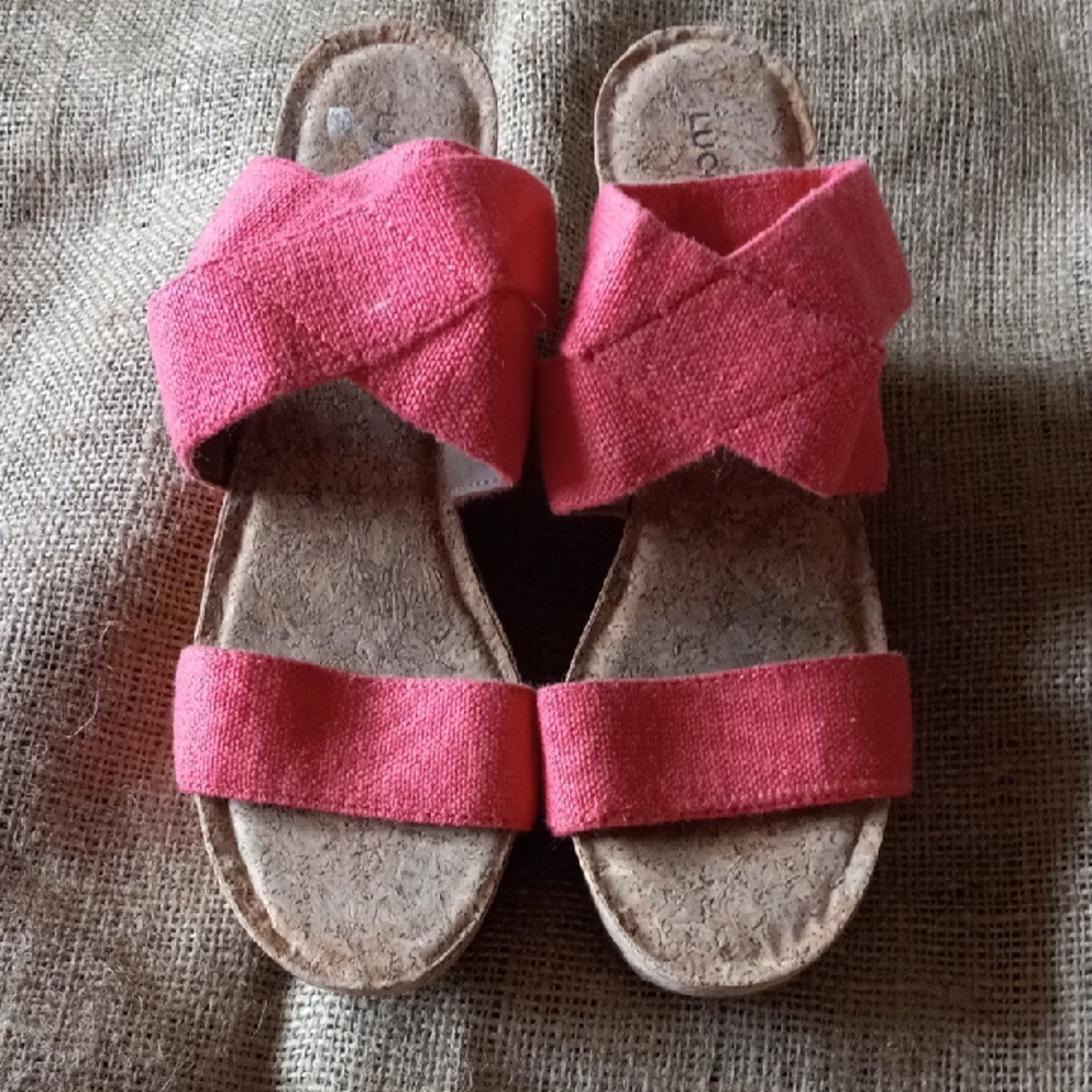 Women's Pink Sandals